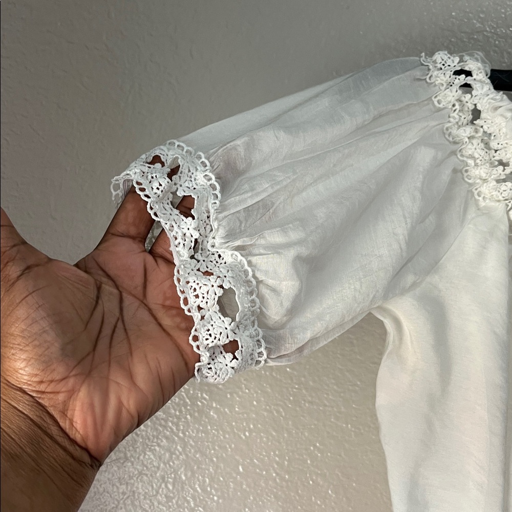 Elan Women’s White Lace-Trim Peasant Cropped Blouse  Off Shoulder Sz M Summer - Picture 6 of 8
